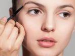 7 Rekomendasi Eyebrow Pencil Budget Rp 50k untuk Alis Awet Seharian