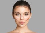 Apa Bedanya Bronzer dan Contour? Produk Makeup yang Bikin Wajah Terlihat Tirus