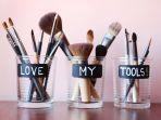 5 Langkah Mencuci Brush dengan Tepat agar Bersih, Tidak Mudah Rusak, dan Nggak Bikin Jerawatan