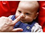 4 Tips Membersihkan Hidung Anak dengan Tepat, Aman, dan Nyaman