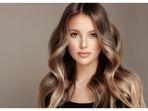 8 Tips dan Trik Merawat Rambut agar Sehat, Kuat, dan Berkilau Alami