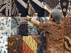 Hindari 8 Kesalahan yang Bisa Bikin Warna Baju Batik Memudar