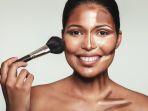 3 Perbedaan Mendasar Bronzer dan Contour, Makeup Beginners Wajib Paham
