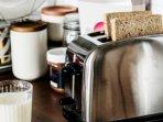 Cara Membersihkan Pop-up Toaster agar Awet dan Bekerja Optimal saat Panggang Roti
