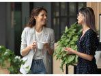 6 Tips Memilih Outfit ke Kantor agar Tampil Rapi, Nyaman, dan Stylish