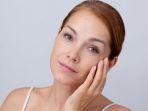 Urutan Skincare Pagi untuk Usia 40 Tahun Menurut Dokter Kulit, Jangan Skip Sunscreen