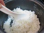 7 Penyebab Nasi di Rice Cooker Cepat Basi, Bisa jadi Kondisi Alat Kotor