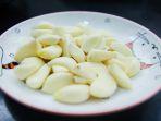 5 Tips Mengatasi Bau Bawang di Dapur dan Perabot Masak, Salah Satunya Merebus Kayu Manis