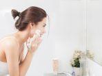 5 Tips Menggunakan Skincare bagi Kulit Sensitif agar Tak Muncul Breakout