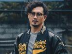 Ganteng Ga Pake Ribet, Brand Lokal SOMBONG by Denny Sumargo Kini Hadir Eksklusif di Shopee
