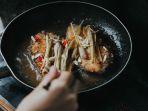 Rekomendasi 4 Wajan Penggorengan untuk Menumis Masakan