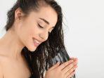 Hair Mask vs Conditioner, Mana yang Terbaik untuk Mengatasi Rambut Kering?