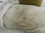 5 Tips Membersihkan Noda Jamur di Bantal secara Tepat
