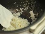 7 Tips Membersihkan Kerak Nasi pada Panci Rice Cooker, Lebih Aman tidak Menggores