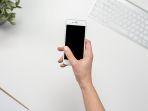 7 Tips Menghemat Baterai Hp saat Mati Listrik Berkepanjangan