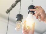 5 Tips Merawat Lampu Teras di Musim Hujan, Solusi Ampuh Cegah Korsleting Listrik