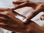 5 Rekomendasi Body Butter yang Bisa Bikin Kulitmu Tetap Lembap