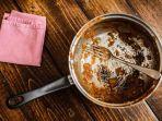6 Tips Membersihkan Noda Kunyit dari Peralatan Masak, Efektif dalam Sekali Bilas
