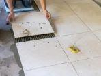 5 Tips Membersihkan Noda Semen di Lantai Keramik, Dijamin Hilang dengan Cepat Tanpa Menggores Ubin
