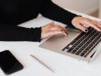 Built-in Touchpad Laptop Macet? Ternyata 5 Hal ini Menjadi Penyebabnya