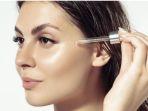 Tertarik Pakai Serum Retinol? Wajib Tahu 7 Tips Penting Ini