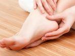 5 Rekomendasi Krim untuk Menghilangkan Tumit Kaki Pecah-pecah