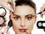 Perhatikan, Berikut Make Up Starter Kit Emina untukmu Ladies