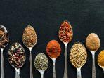 5 Tips Menyimpan Bumbu Dapur, Minimalisir Risiko Busuk dan Bau Apek
