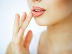 5 Lip Scrub Berbahan Alami dan Cara Membuatnya, Ampuh Atasi Bibir Kering dan Pecah-pecah
