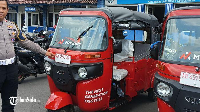 Berani Angkut Penumpang, 2 Bajaj Maxride di Solo Kena Tilang : Hanya Bermodal STCK Sementara
