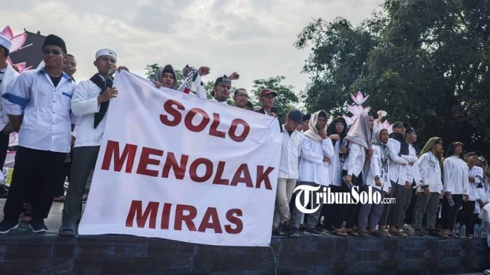Balai kota demo miras