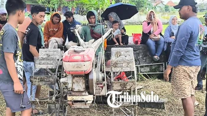 Balapan Traktor di Klaten September