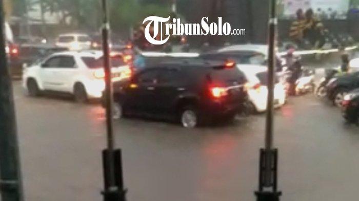 Hujan Deras, Sejumlah Titik di Grogol Banjir, Diduga Saluran Pembuangan Air Tak Maksimal