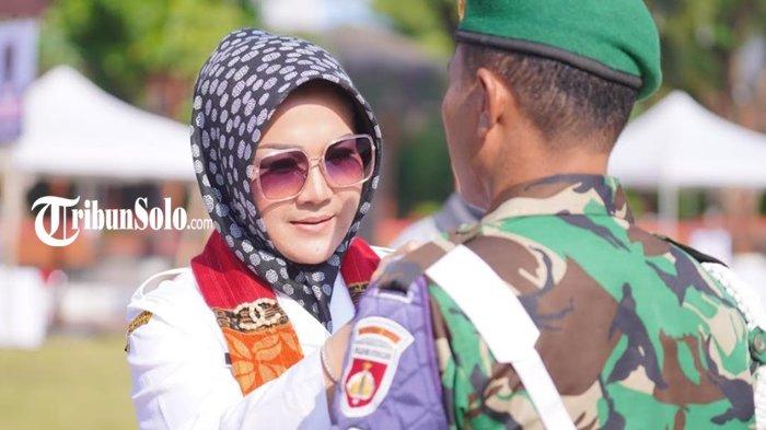 Jaga Kondusifitas, Bupati Sri Mulyani Wajibkan Pemenang Pilkades Silaturahmi ke Lawan yang Kalah