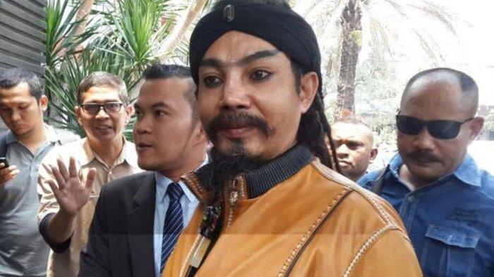 Cerita Limbad Ditahan Imigrasi Arab saat Umrah, Diteriaki Setan oleh Petugas karena Penampilannya