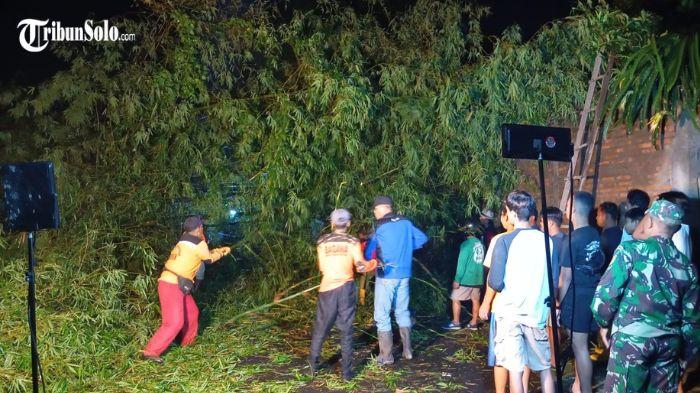 Cuaca ekstrem melanda Kabupaten Klaten pada Rabu (4/3/2026) sore.