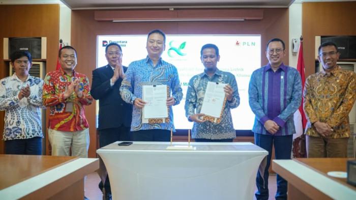 PLN Teken PJBTL 1.800 MVA di Jawa Barat dan Jawa Tengah! Dorong Pertumbuhan Industri