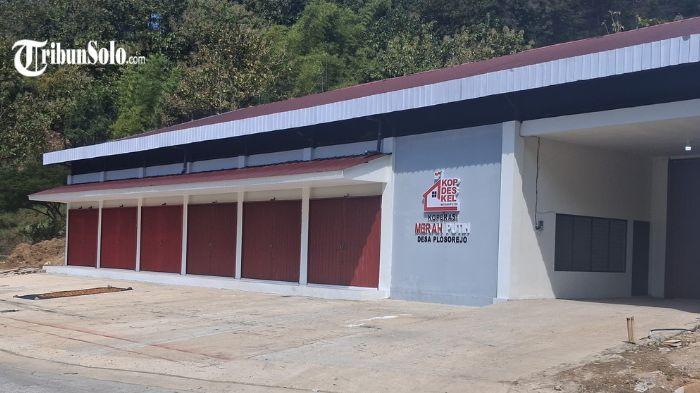 Gerai Koperasi Merah Putih Desa Plosorejo yang viral