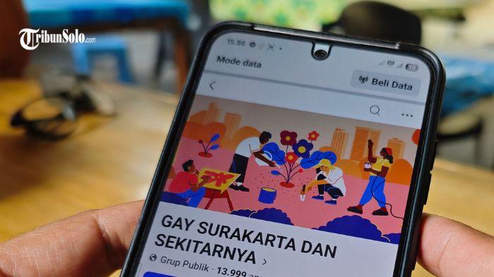 Grup Facebook “Gay Surakarta dan Sekitarnya”