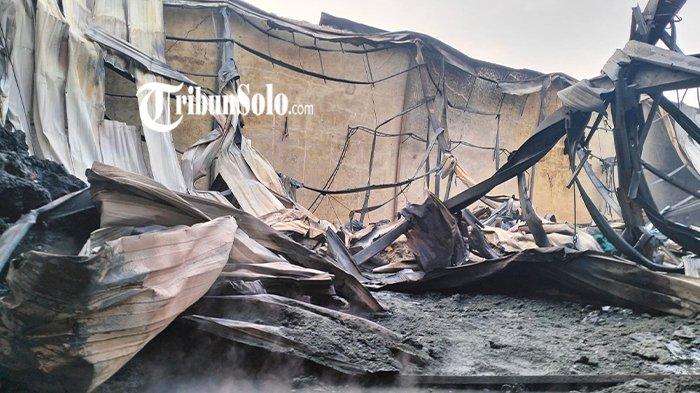 Kebakaran Gudang Plastik di Bendosari Sukoharjo, Kerugian Ditaksir Capai Rp1 Miliar, Pemilik Syok