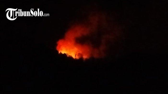Kebakaran Gunung Tunggangan di Wonogiri, Api Menyala Hingga Tengah Malam, Penyebab Masih Misteri