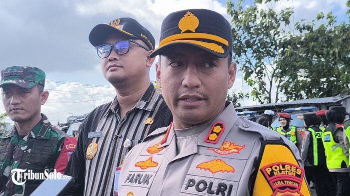 Kapolres Klaten, AKBP Moh. Faruk Rozi saat memaparkan kesiapan jelang mudik