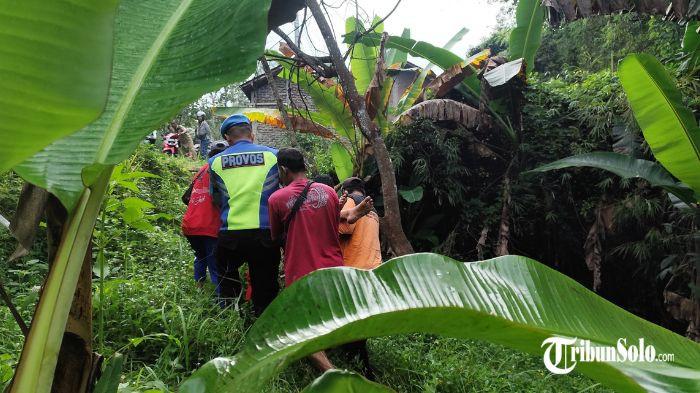 Kecelakaan truk muatan pasir terjadi di wilayah Kecamatan Sidoharjo