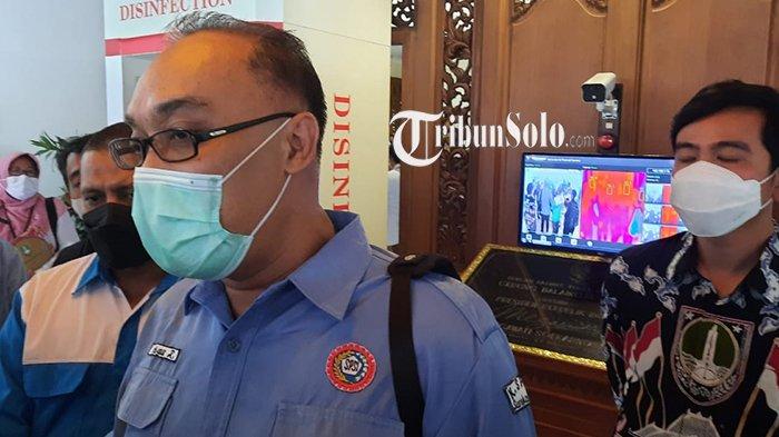 UMK 2026 - Ketua DPC Serikat Pekerja Seluruh Indonesia (SPSI) Kota Solo Wahyu Rahadi, ditemui beberapa waktu lalu. SPSI Kota Solo menilai kenaikan upah minimum kota (UMK) tahun 2026 masih jauh dari harapan buruh untuk dapat hidup layak di Kota Bengawan.