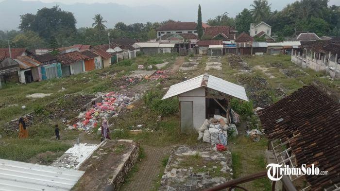 SEGERA DIBANGUN - Kondisi Pasar Slogohimo Wonogiri, Rabu (11/2/2026). Kepala Dinas Perindustrian, Perdagangan, dan UMKM Wonogiri, Wahyu Widayati, menyampaikan bahwa pembangunan pasar direncanakan mulai April 2026