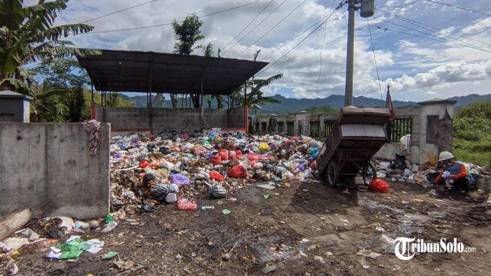 Warga Tersiksa Bau TPS Krisak Wonogiri, DLH Sebut Kiriman Sampah Wilayah Lain Turut Jadi Biang Kerok