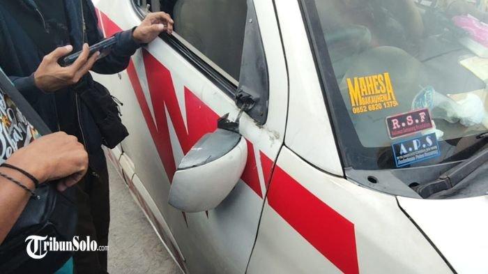 Belum Tuntas, Relawan Buru Sosok yang Rusak Spion Mobil Ambulans di Karanganyar