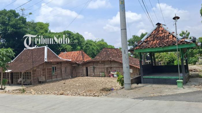 Kronologi Suami di Sragen Hancurkan Rumah, Istri Terekam Mesra dengan Selingkuhan di Ruang Tamu