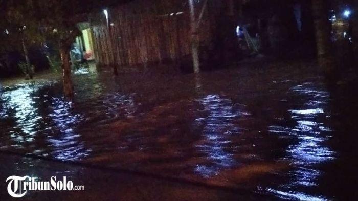 Luapan Sungai Wiroko di Wonogiri Rendam Kawasan Karangturi, Warga 2 Dusun Terpaksa Mengungsi