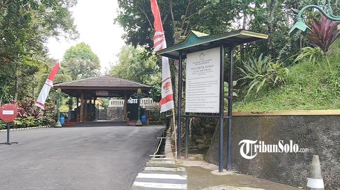 MAKAM SOEHARTO - Astana Giribangun Karanganyar pasca penobatan Soeharto sebagai Pahlawan Nasional